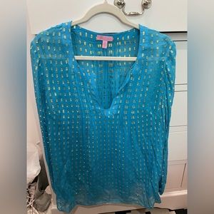 Beautiful blue with gold metallic accents. Lilly Pulitzer worn maybe 3 times.